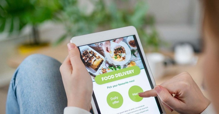 Quick Commerce: Die Zahle der Spezialisten für online bestellte und schnell gelieferte Lebensmittel steigt rasant.